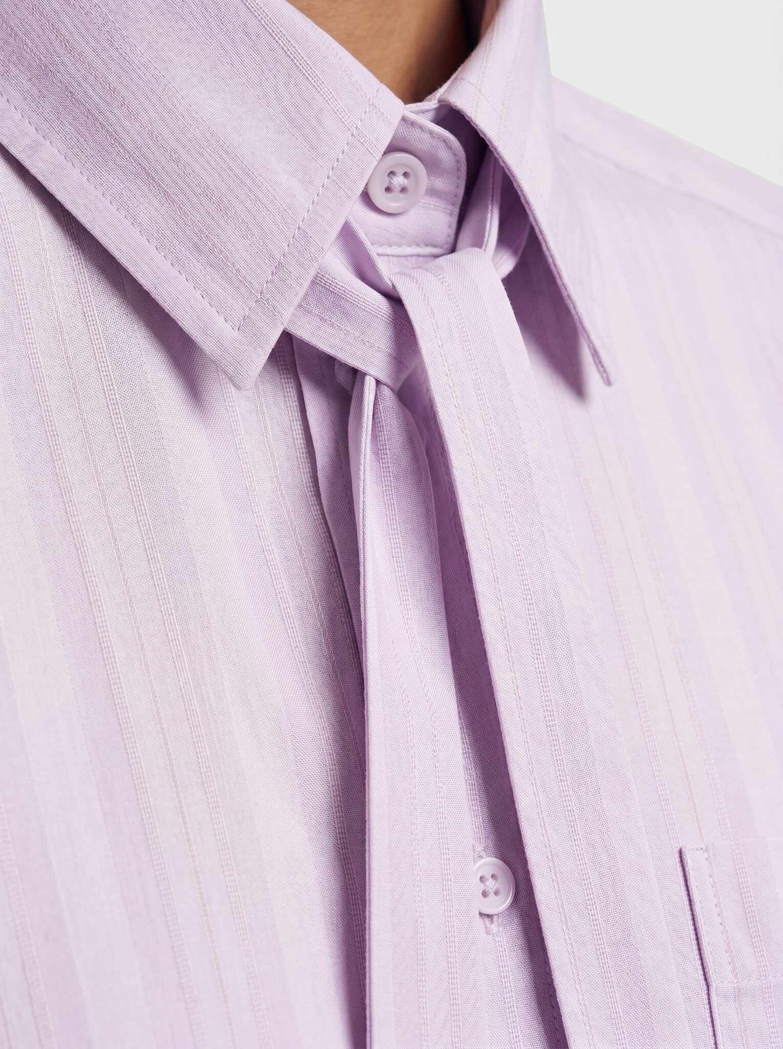 Modelshot / Fair Orchid / Detail